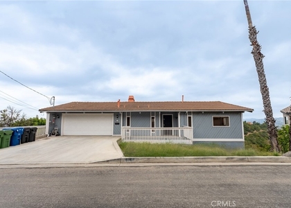 873 Mount Washington - Photo 1