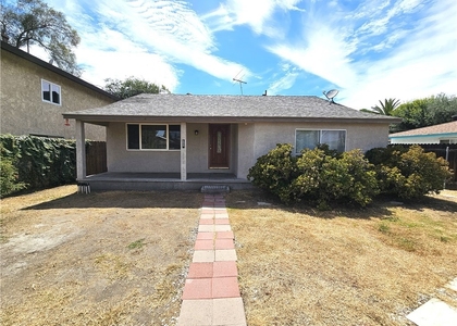 609 Lorena - Photo 1