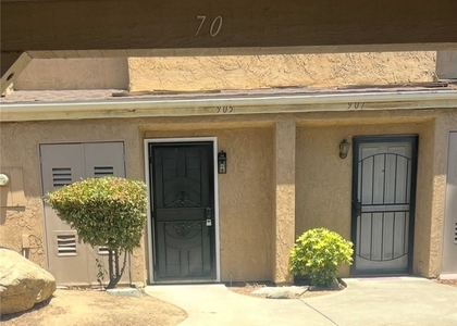 905 S Mountain Avenue - Photo 1