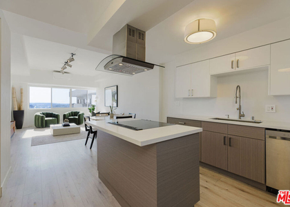 1155 N La Cienega Boulevard - Photo 1