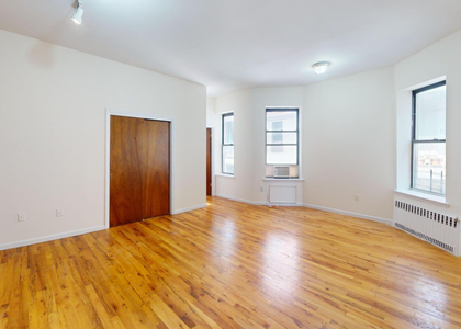 West 80th Street - Photo 1
