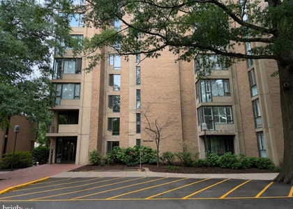 11400 Washington Plaza W - Photo 1