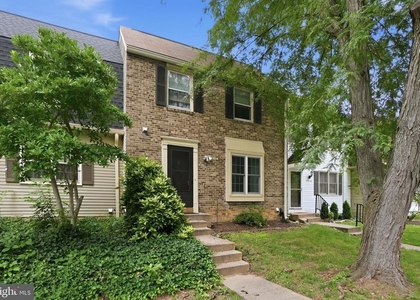 9018 Jersey Drive - Photo 1
