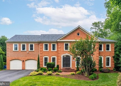 8424 Holly Leaf Drive - Photo 1