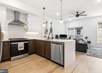1723 Francis Street - Photo 1