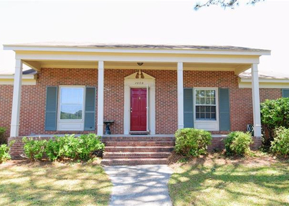 1509 Paisley Avenue - Photo 1
