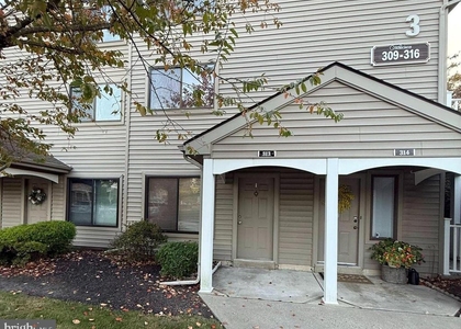313 Gregorys Way - Photo 1