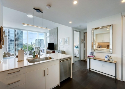 301 West Ave - Photo 1
