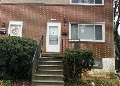 1005 Cedarcroft Road - Photo 1