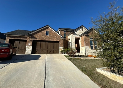 813 Palamos Dr - Photo 1