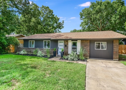 805 Eberhart Ln - Photo 1