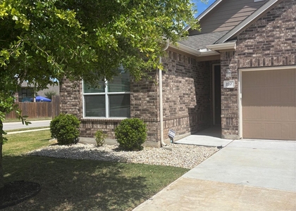 220 S Rocroi Dr - Photo 1