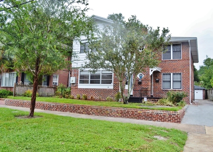 2559 Dellwood Avenue - Photo 1