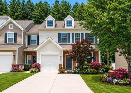 559 Windstone Trail - Photo 1