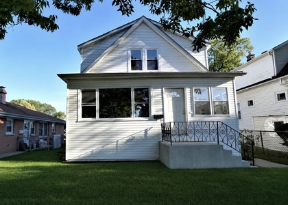 2224 Foster Street - Photo 1