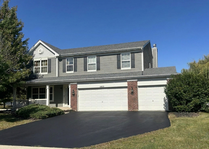 14615 Colonial Parkway - Photo 1
