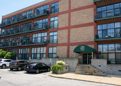 1727 S Indiana Avenue - Photo 1