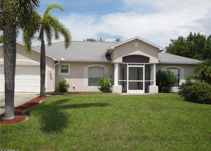 301 Se 1st Street - Photo 1