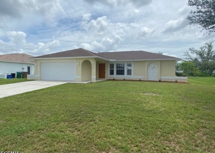 1318 Ne 2nd Street - Photo 1