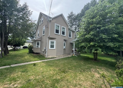 100 Irvington - Photo 1