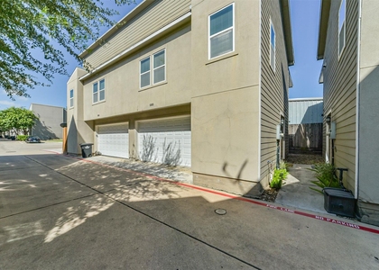 5305 Avenue J - Photo 1