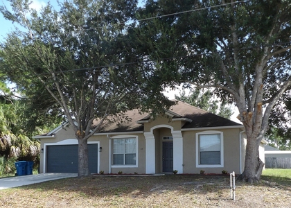117 Fayetteville Street Sw - Photo 1