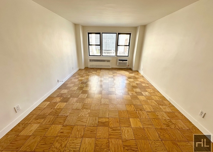 East 36 Street - Photo 1