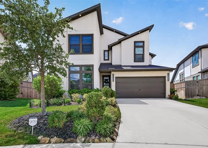 29746 Bur Creek Lane - Photo 1