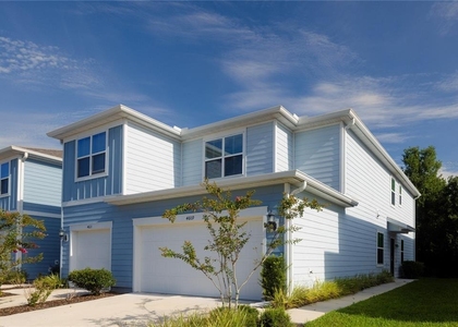 4609 Sparkling Shell Avenue - Photo 1