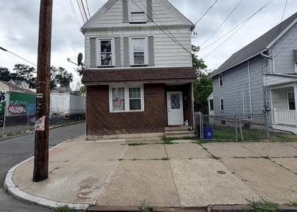 371 Park Avenue - Photo 1