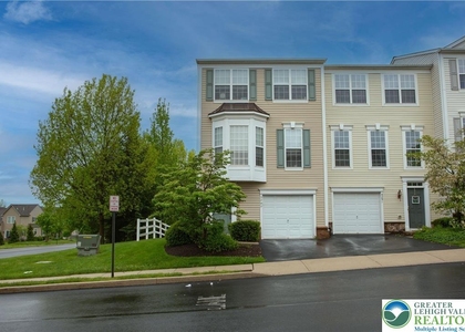 5293 Chandler Way - Photo 1