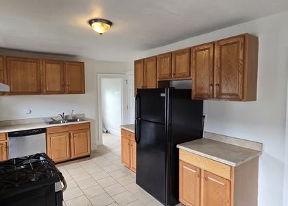 479 Broad Street - Photo 1