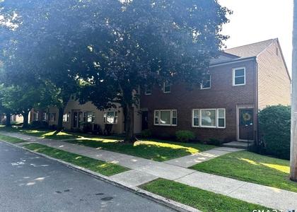 799 Garfield Avenue - Photo 1