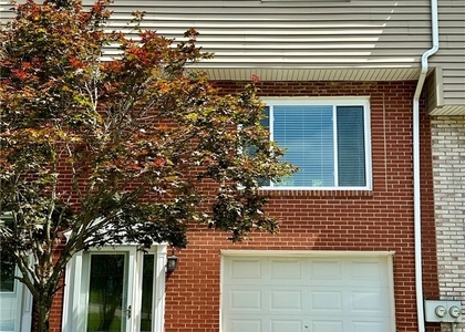 2017 Luehm Ave - Photo 1