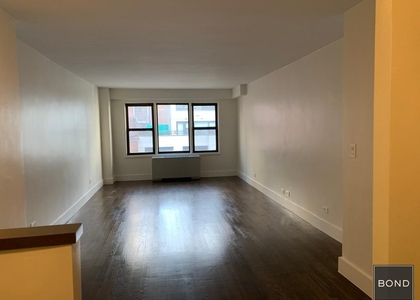 East 63rd Street - Photo 1