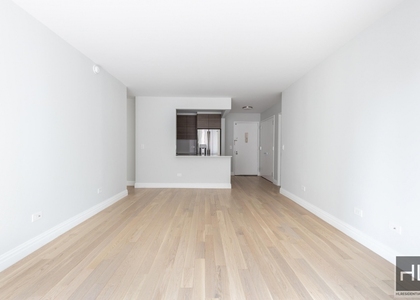 West 48th Street - Photo 1