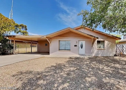 5318 W Windsor Ave, Way - Photo 1