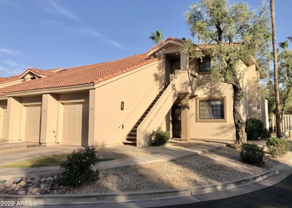 11515 N 91st Street - Photo 1