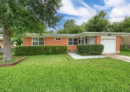 10628 Benbrook Drive - Photo 1
