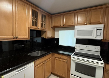 4324 Nw 9th Avenue - Photo 1