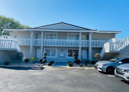 10070 Nw 36th Street - Photo 1