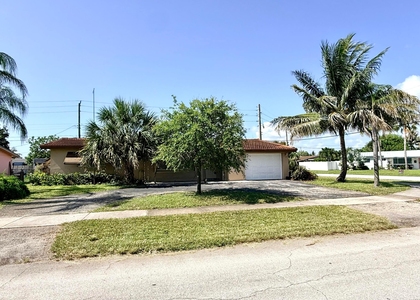 118 Se 10th Court - Photo 1