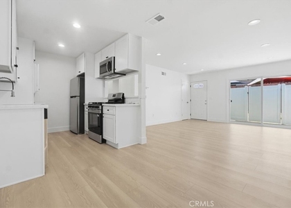 307 N Tustin - Photo 1