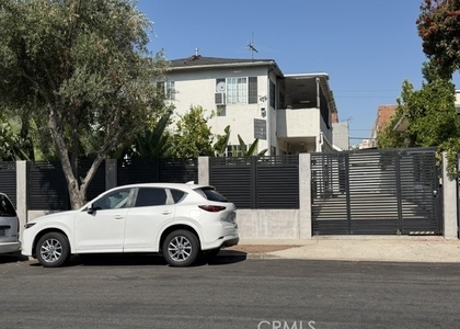 1717 N Berendo - Photo 1