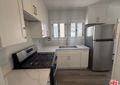 92 S Sunnyslope Avenue - Photo 1