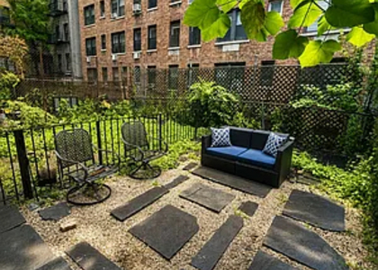 E 89th & Park Ave - Photo 1