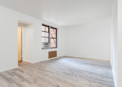 1420 York Avenue - Photo 1