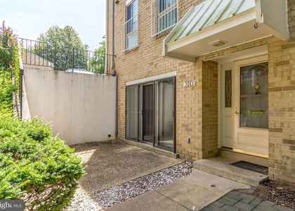 3863 Persimmon Circle - Photo 1