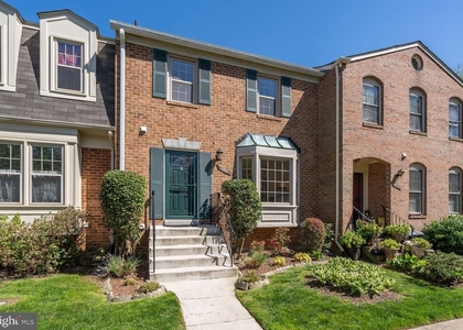 3162 Borge Street - Photo 1