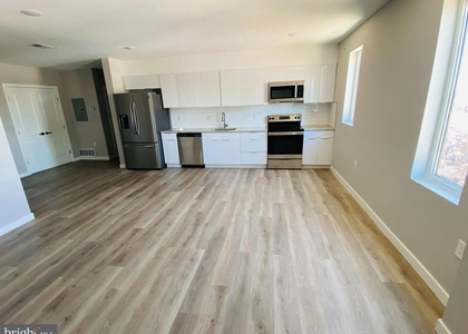 2807 S 11th Street S - Photo 1